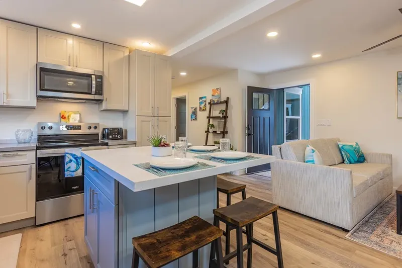 Authentic 3BR Duplex photo 2
