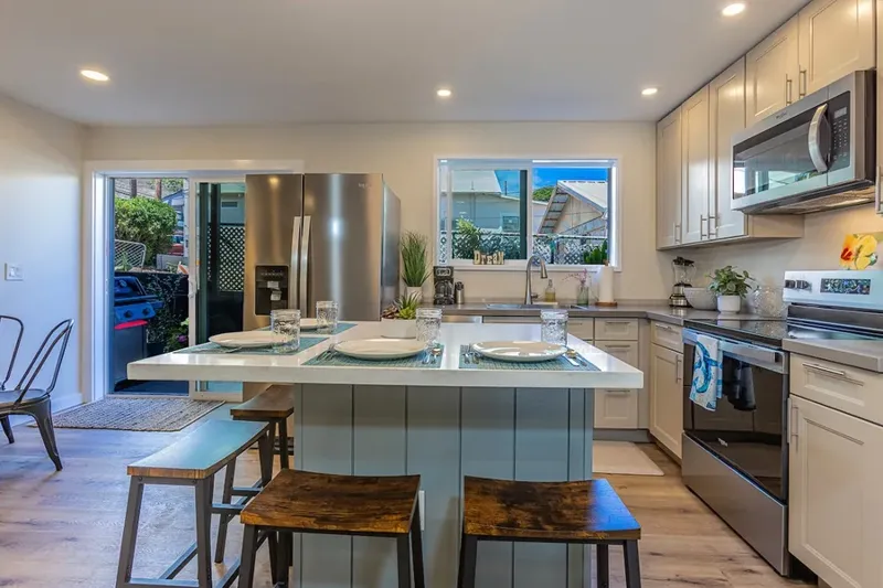 Authentic 3BR Duplex photo 6