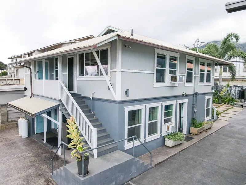 Entry stairs to Unit D are at back of unit — Historic 2BR Condo, Wailuku